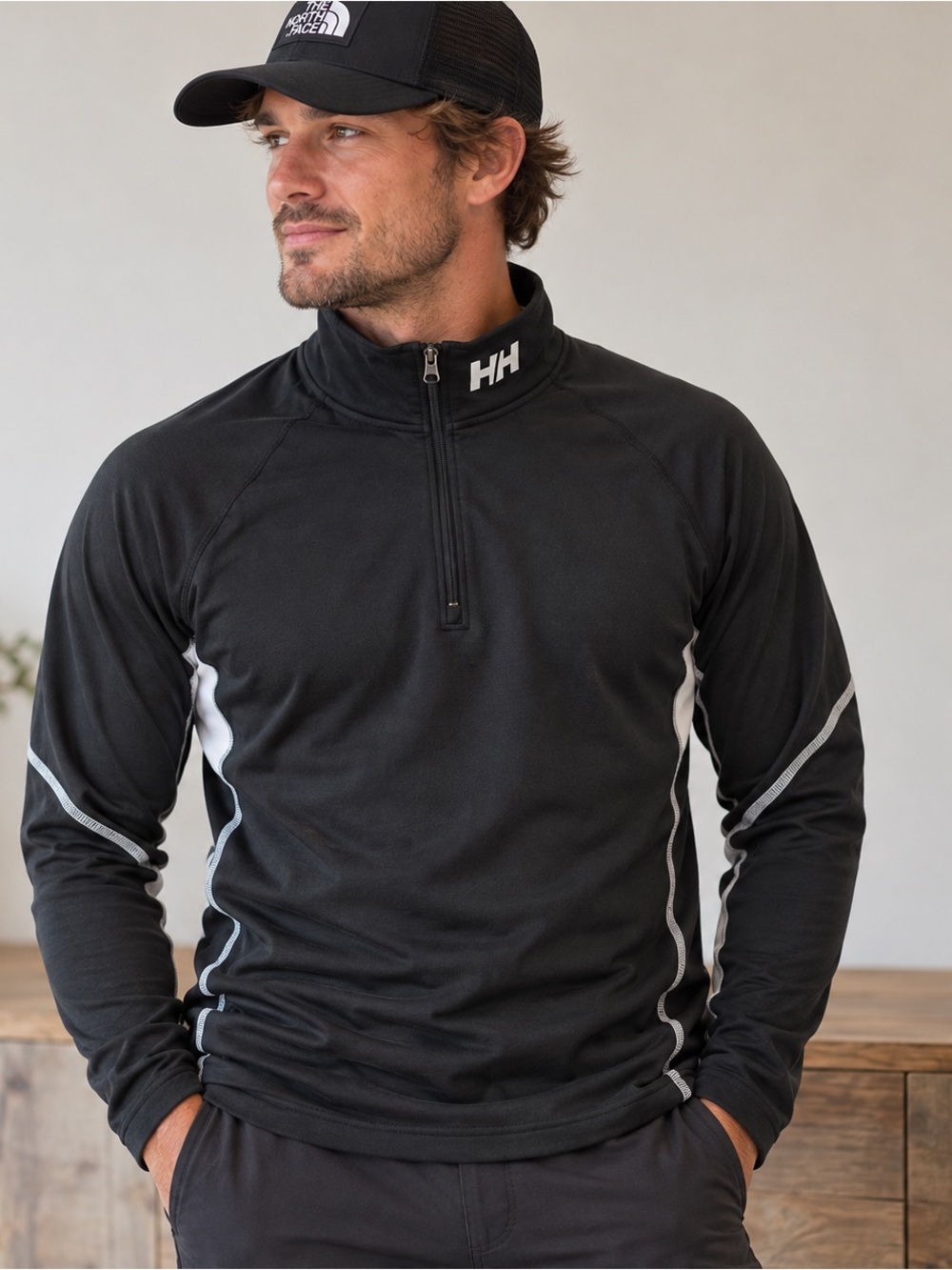 Helly Hansen Mens Large LIFA Quarter Zip Black Performance Base Layer Pullover